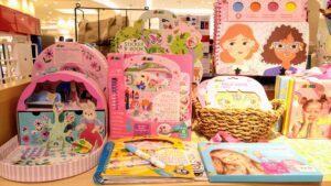【新商品】おでかけでも楽しめるクラフト