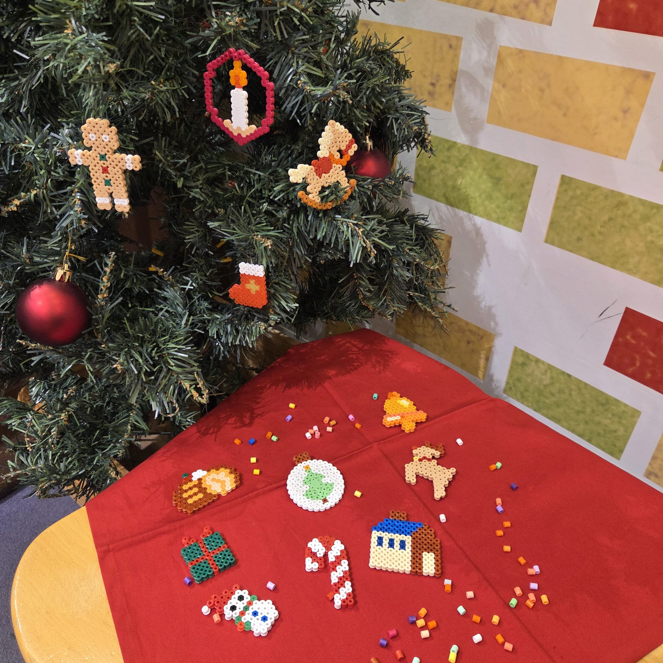 ハマビーズ　クリスマスモチーフ