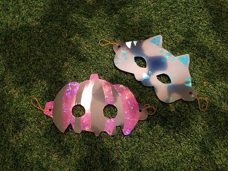 スクラッチペーパーでハロウィンの仮面づくり
