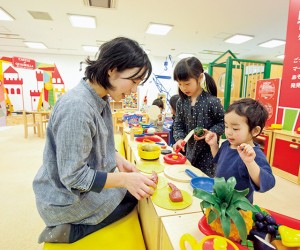 大人がそっと見守る、“放牧環境”で、子どもの心はノビノビ育つ