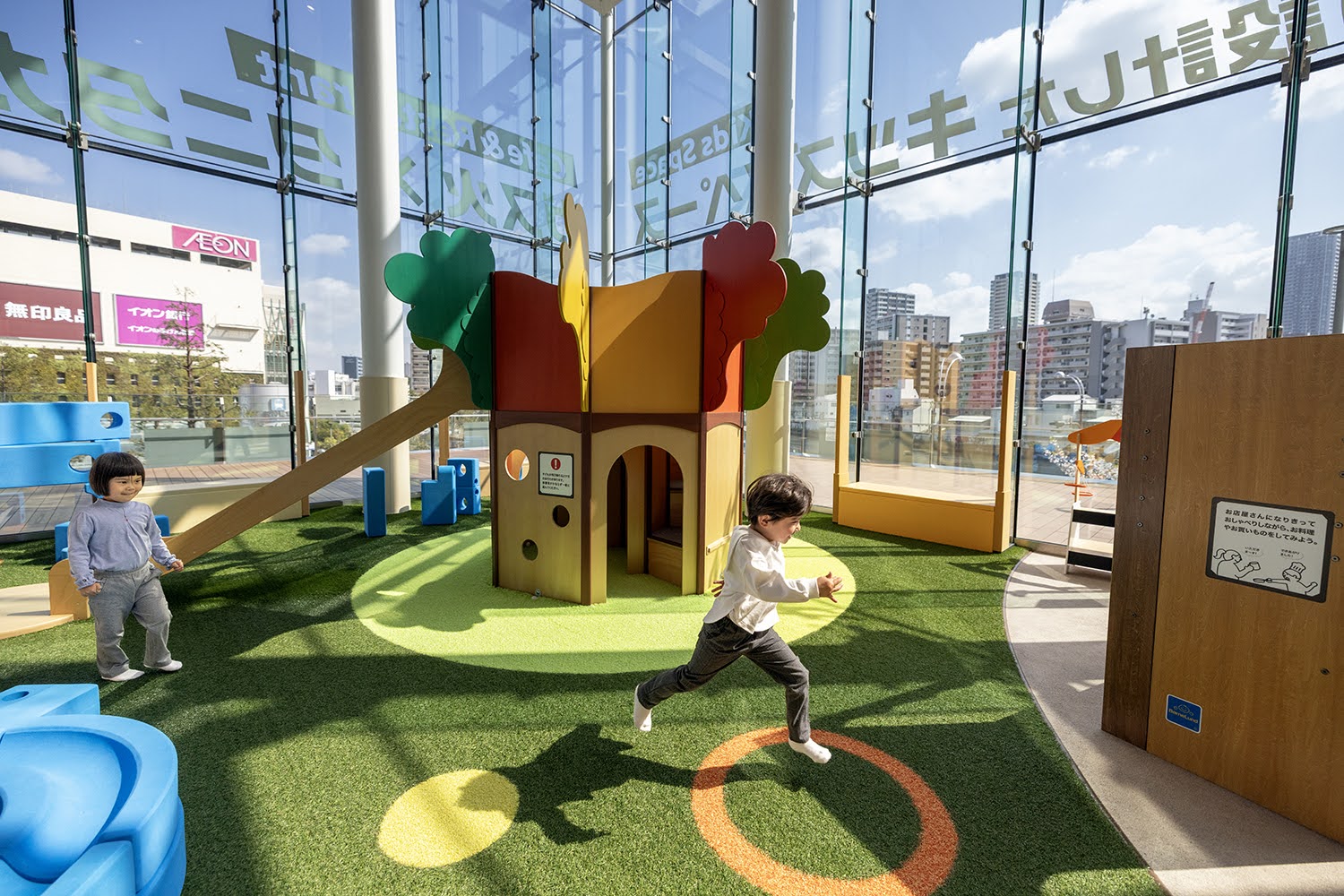 hu+g MUSEUM（ハグミュージアム） 花咲くフィールド