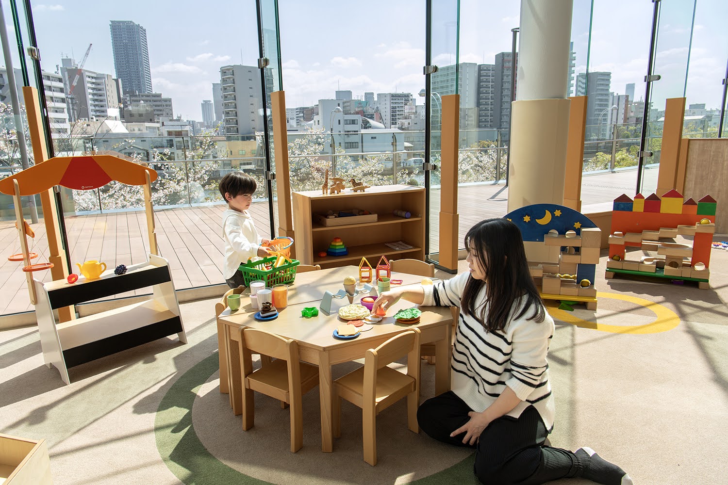 hu+g MUSEUM（ハグミュージアム） 花咲くフィールド