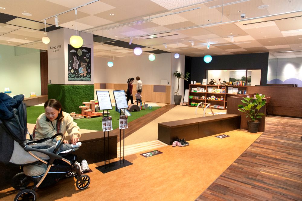 SHARE LOUNGE キラリナ京王吉祥寺　　「ちびっこエリア」