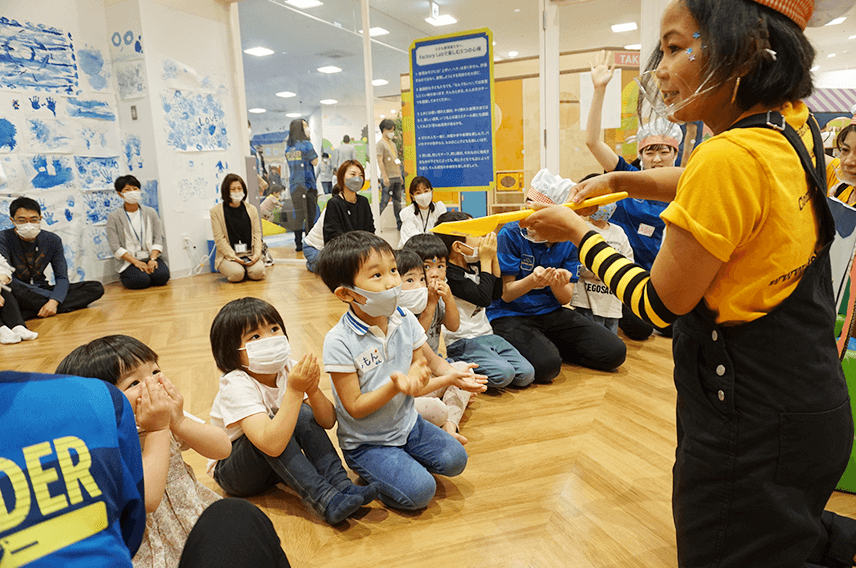 クリエイティブドラマクラス　夏休み特別プログラムのご案内