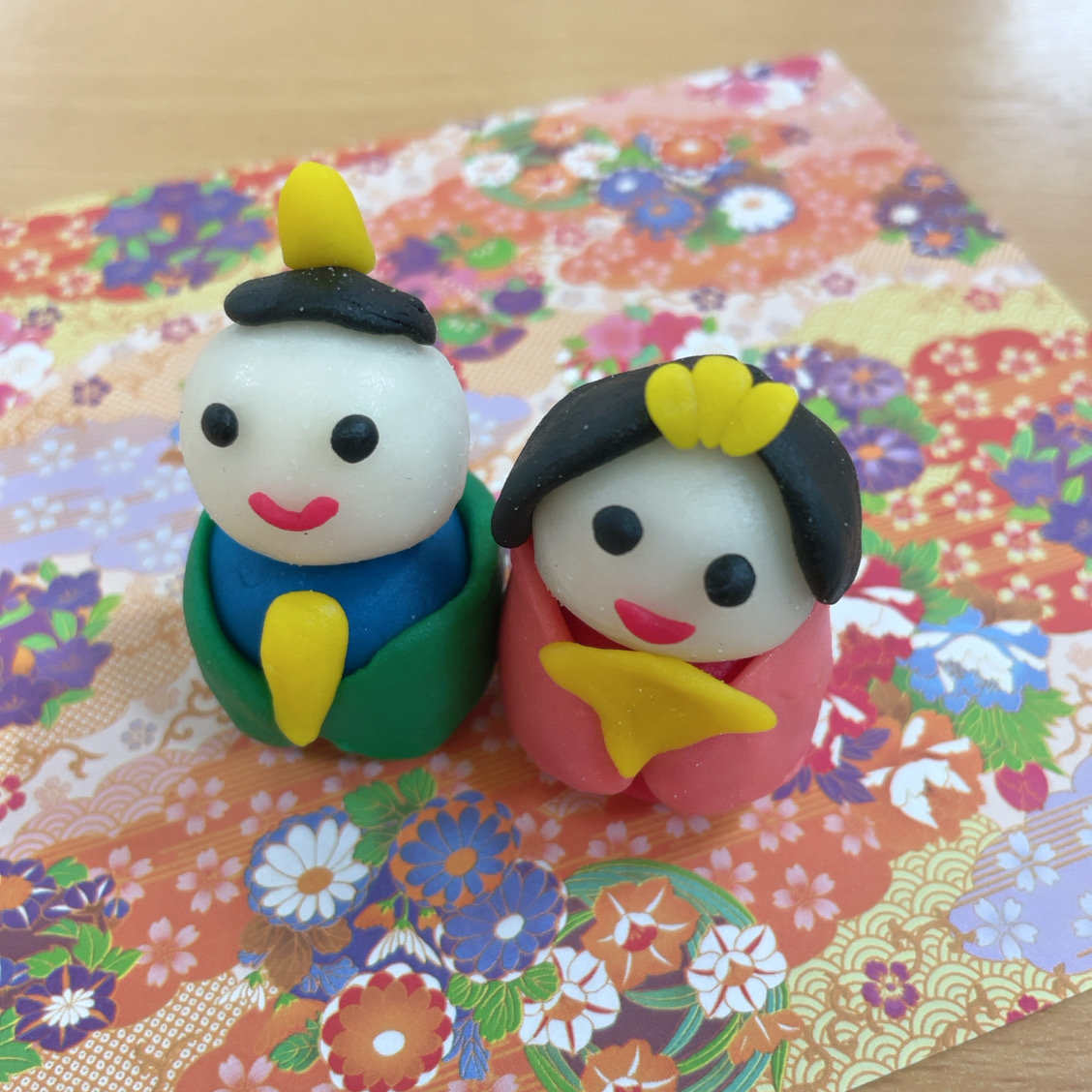 「かんてんネンドでかわいいお雛様をつくろう！」