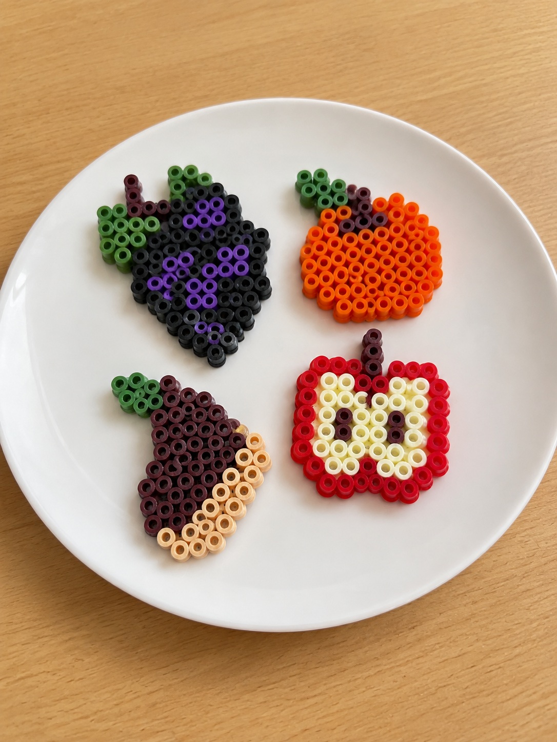 アイロンビーズで季節のくだものを作ろう！