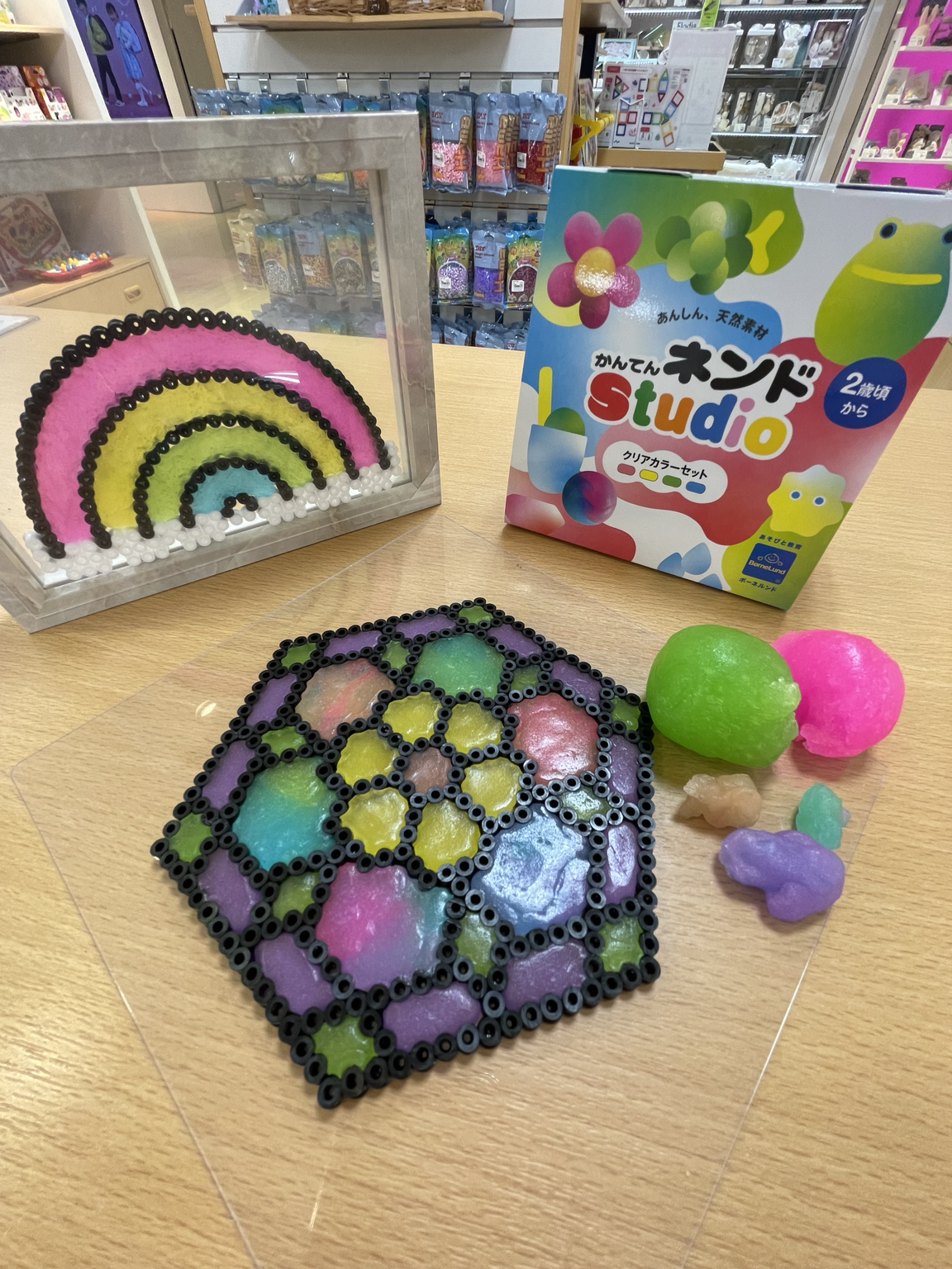 かんてんネンドでオリジナルステンドガラスをつくろう