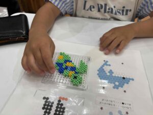 【イベントの様子】☆アイロンビーズで海の生きものキーホルダー作り☆を開催しました！