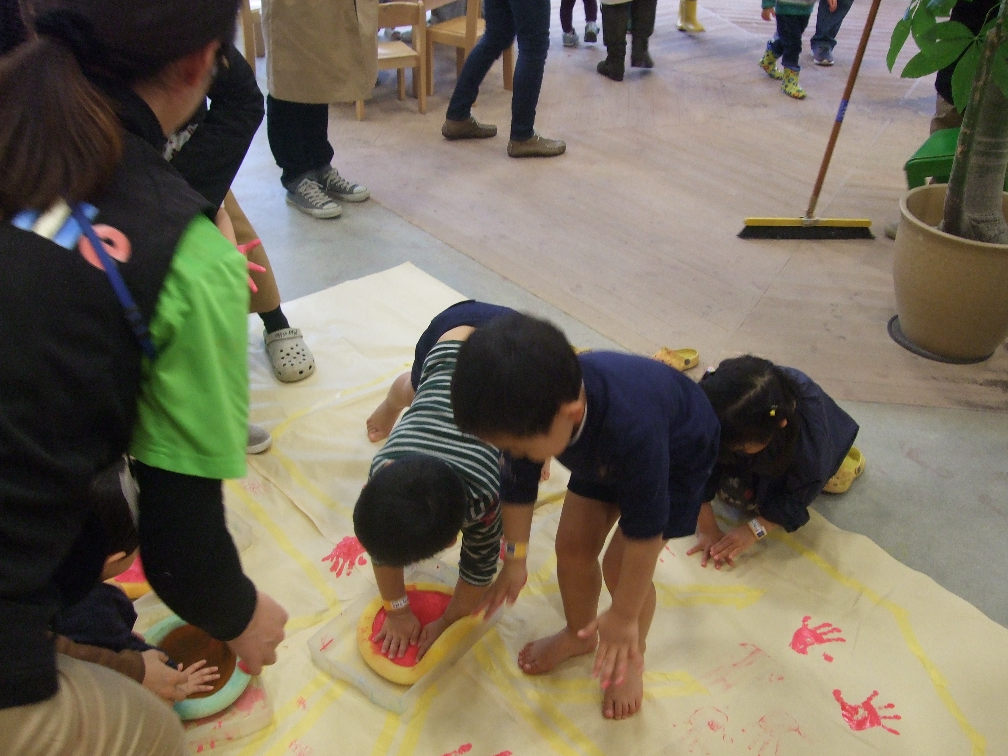 3月16日のサプライズイベントの様子